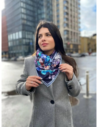 Дизайнерська шовкова хустка My Scarf "Чарівний сад" 90 на 90 см Картинка Дизайнерська шовкова хустка My Scarf "Чарівний сад" 90 на 90 см